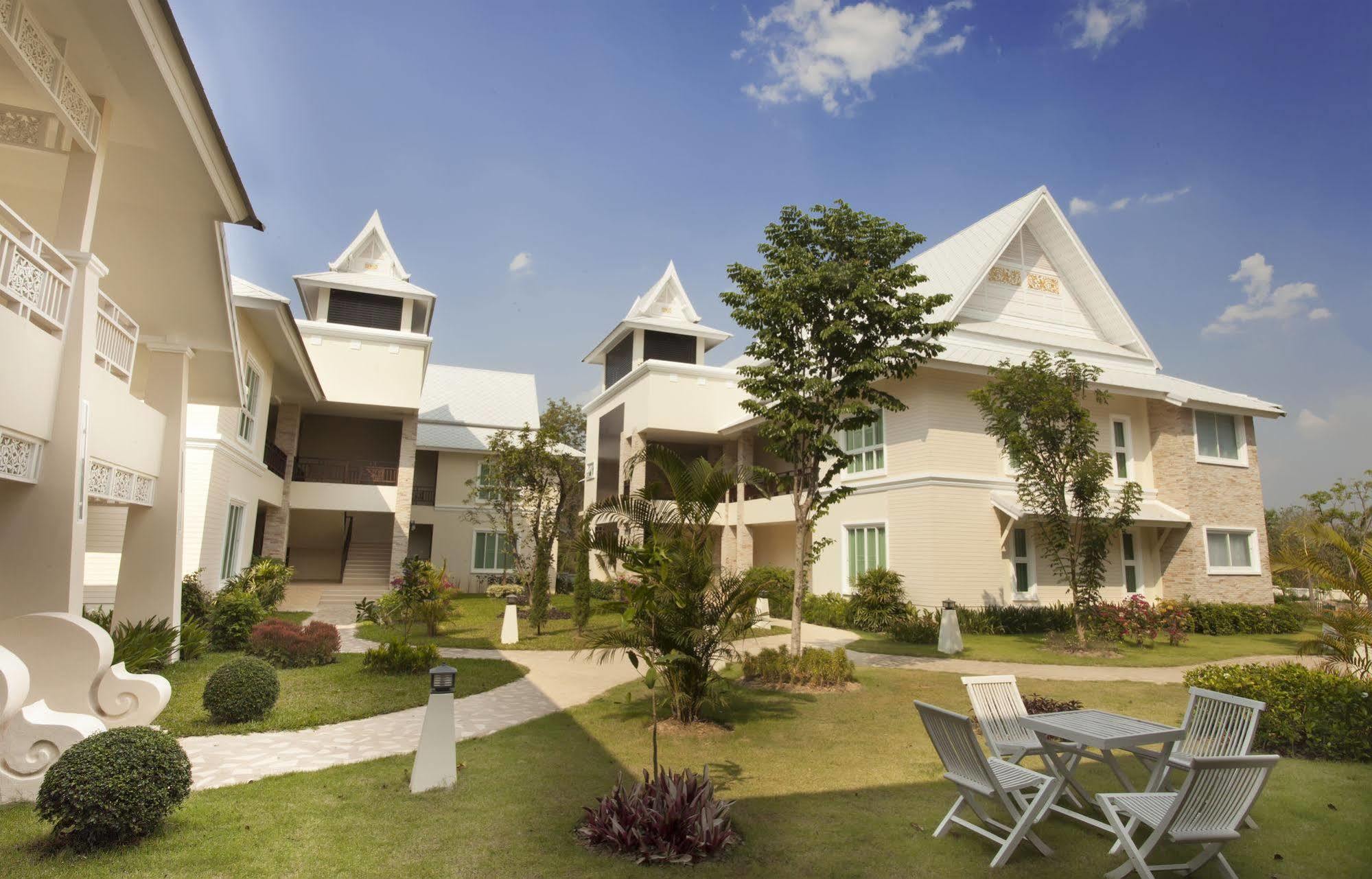 Nantrungjai Boutique Hotel Extérieur photo