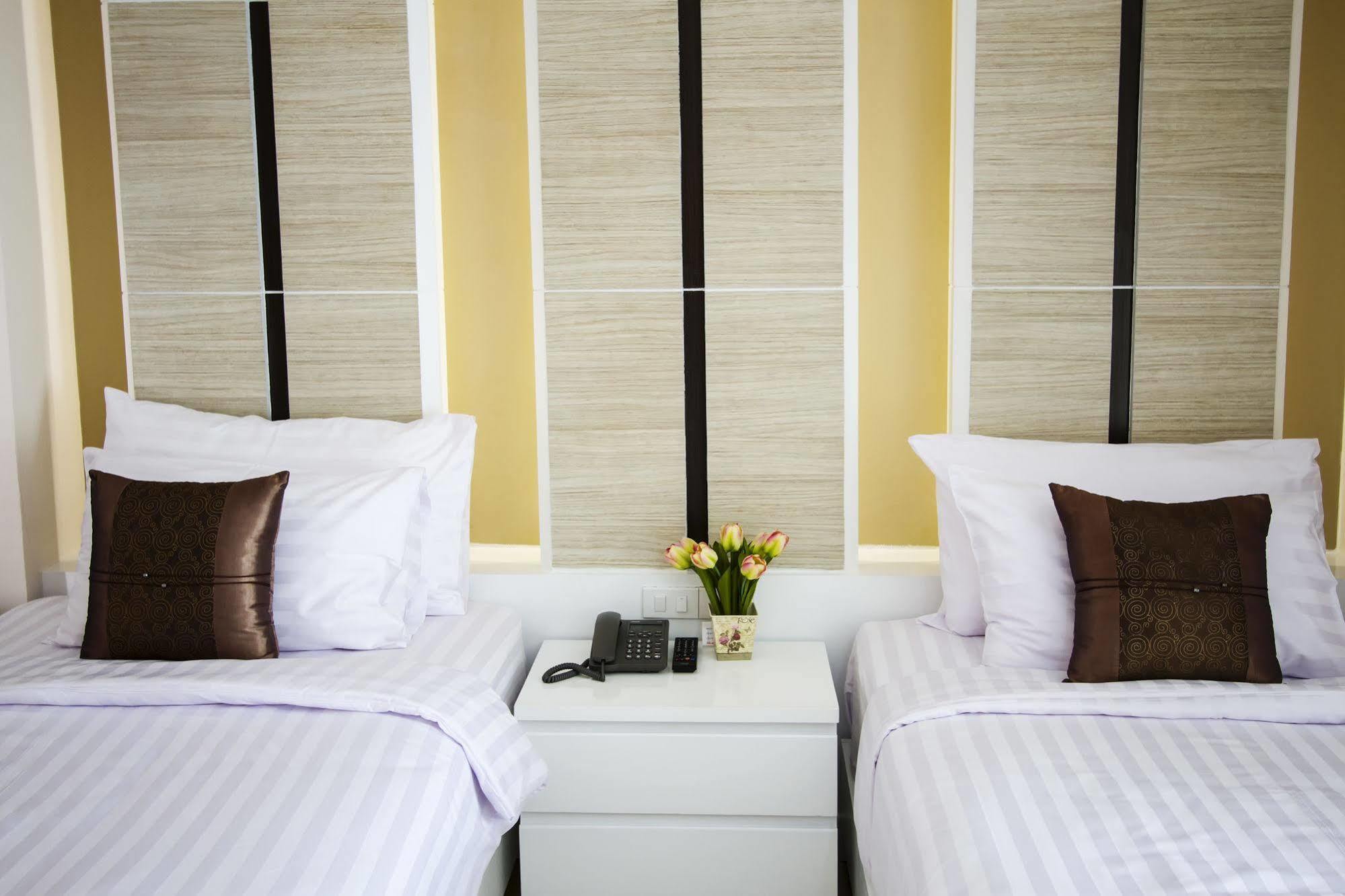 Nantrungjai Boutique Hotel Extérieur photo